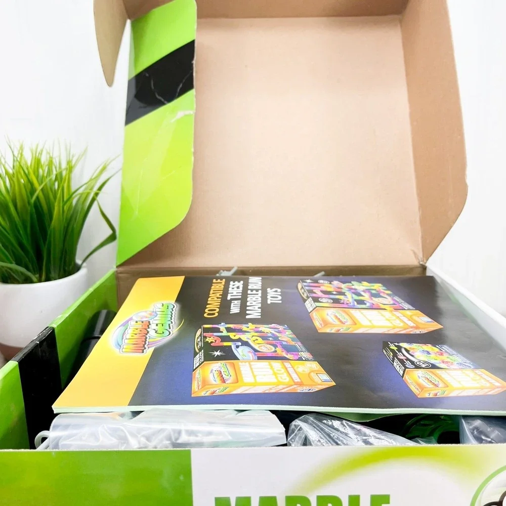 Marble Genius Marble Rails Super Set 170‎ Piece + 27 marbles - Marble Run